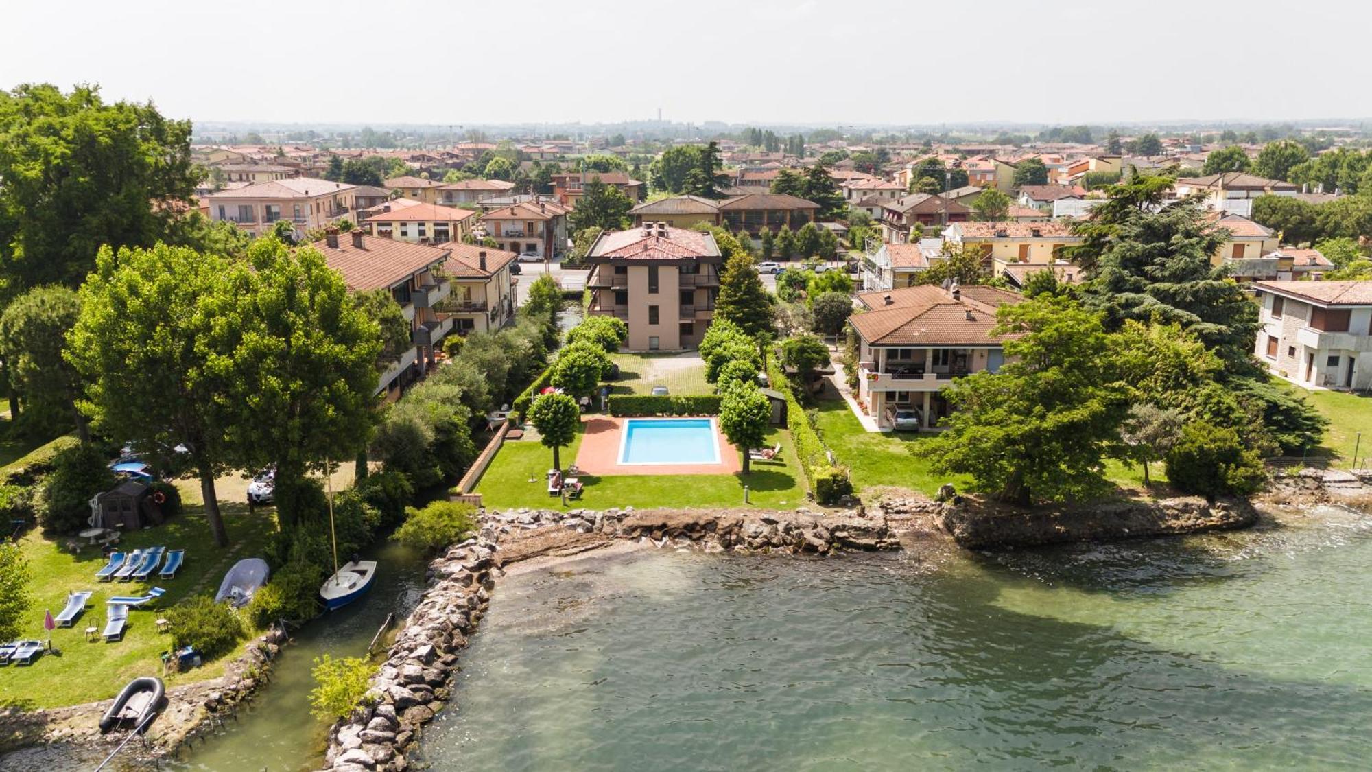 Timetofreedom Studio See Oase Sirmione Exteriér fotografie